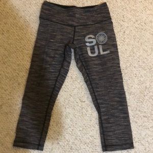 SoulCycle wunder under crop size 6